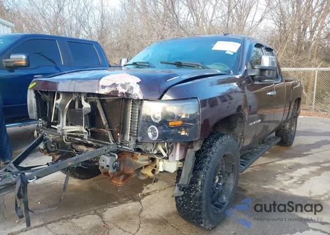 2008 Chevrolet Silverado 1500 Ls z USA, uszkodzony, nr VIN 2GCEC19CX81333922